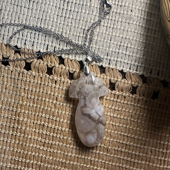 Beautiful and Unique Flower Agate Qipao Carving Pendant Necklace - Picture 12 of 12